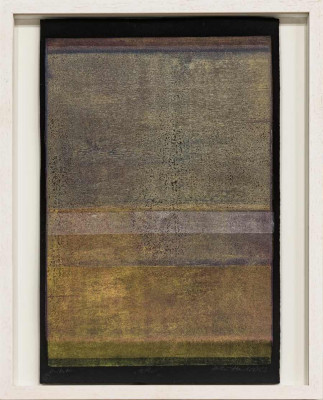 Kathrin Harder, aether /5, 2023 <br /> Öl auf Bütten, Monotypie, Holzdruck, 48,5 x30,7 cm <br /><strong> Startpreis 490 € </strong><br /> Rahmen optional 70 €