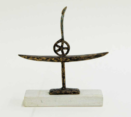 Anne Ochmann, Harlekin-Boot, 2020 <br /> Bronze, 15 x 2 x 14 cm <br /><strong> Startpreis 380 € </strong>