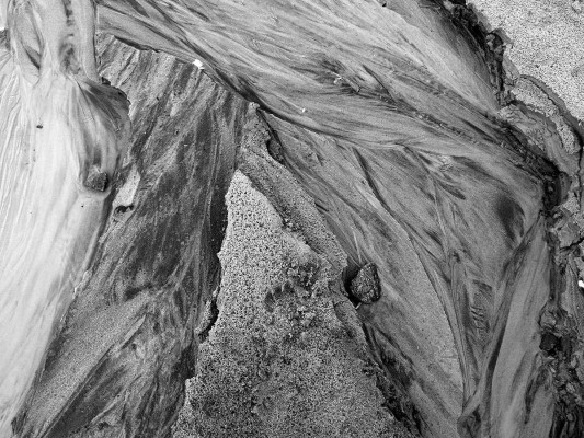 Simone Tippach-Schneider, Skagen, Urformen II, 2024 <br /> Foto-Abzug Ilford S/W Papier, 30 x 40 cm <br /><strong> Startpreis 180 € </strong><br /> Rahmen optional 70 €