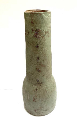 Regina Müller-Huschke, Grüne Vase 2   <br /> gedreht, H=43 cm   <br /><strong>Startpreis  260 € </strong><br /><span style="color:#FF0000;"><strong> verkauft</strong></span>