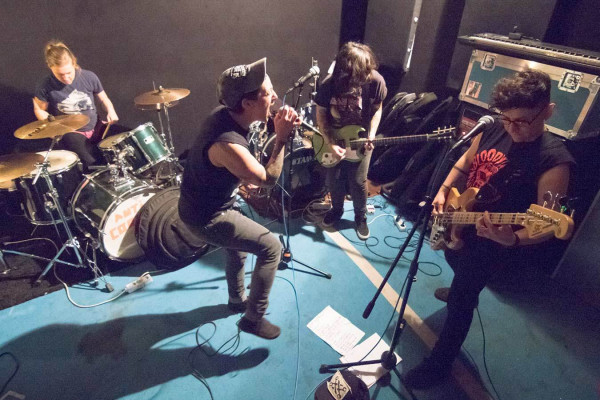 René Greffin, eat my fear, 2020 <br /> Fotografie, 60 x 40 cm <br /> <strong>Startpreis 60 € </strong><br /><span style="color:#FF0000;"><strong> verkauft</strong></span>