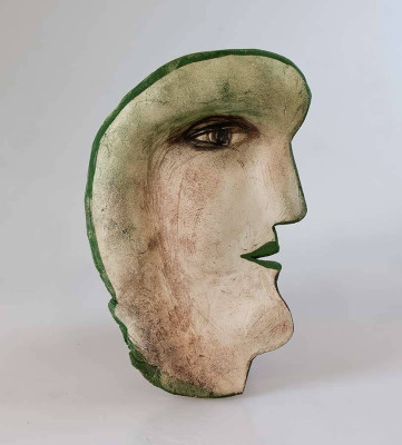 Christina Renker, Profil , <br /> Keramik, 23 x 14 cm <br /><strong> Startpreis 60 € </strong> <br /><strong>VERKAUFT</strong>