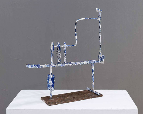 Henry Stöcker, In guter Absicht, unterwegs, 2023 <br /> Metall geschweißt, 45 x 42 x 13 cm, mit Rahmen <br /><strong> Startpreis 320 € </strong>